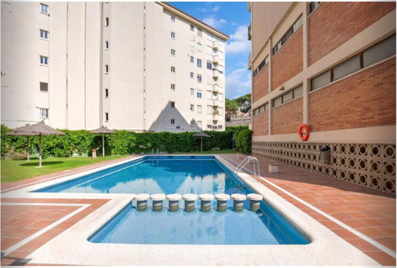 One Bedroom Flat in Fenals Lloret de Mar for 4 People Eksteriør billede